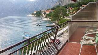 Апартаменты Apartments Djurovic Котор Номер-студио с видом на море-1